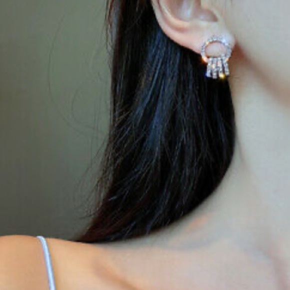 New Sterling silver diamond earrings - Picture 2 of 3